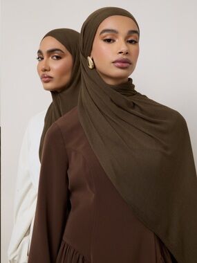 NWT | Veiled Collection Crinkle Modal Hijab- Olive Fringe.